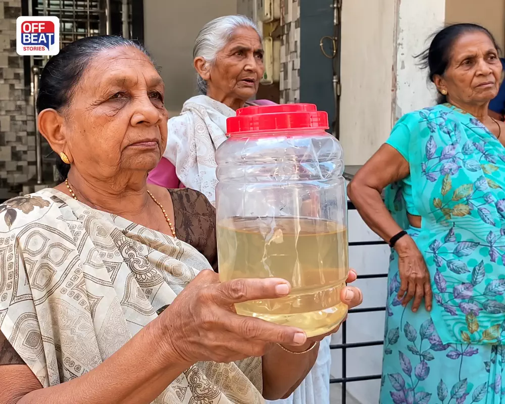 'આ લોકો અમને મારી નાખશે!': દૂષિત પાણીથી પરેશાન વૃદ્ધાનો સુરત પાલિકા સામે બળાપો