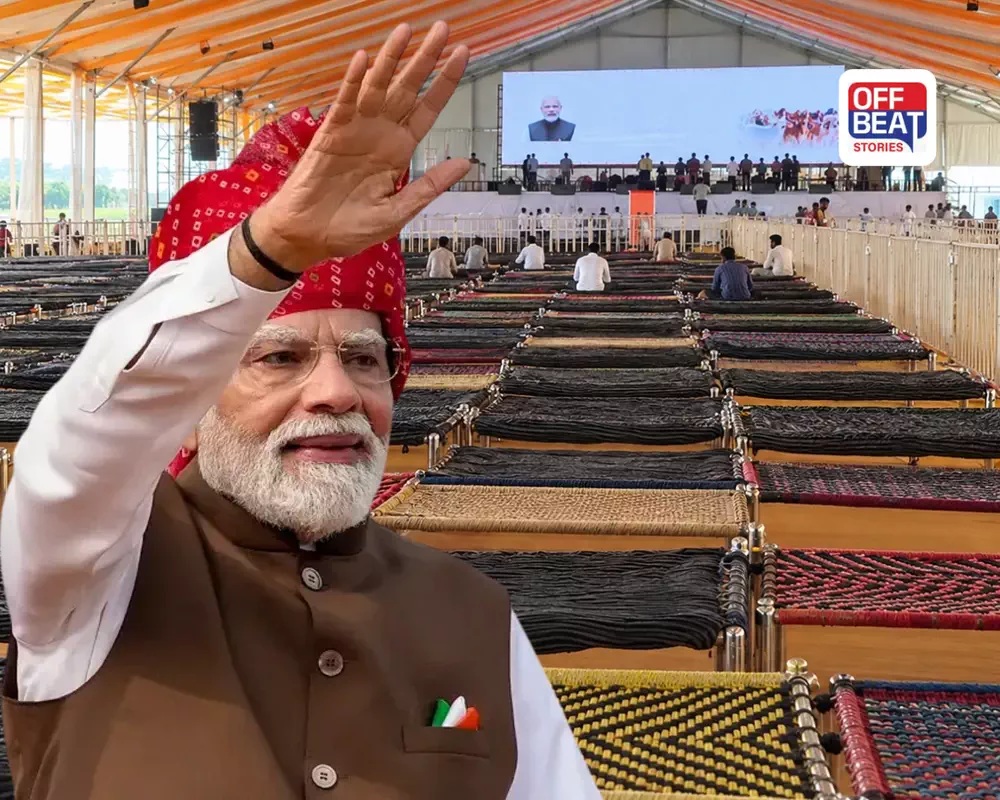 બનાસકાંઠાના ભીલડીમાં PM મોદીની 'ખાટલા સભા': ખેડૂતો માટે ખુરશીના બદલે ખાટલા ગોઠવાયા